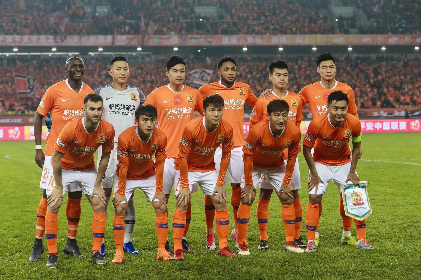 心态这么差？KC下路Caliste在队伍被团灭后2秒就直接退出游戏？？？？
