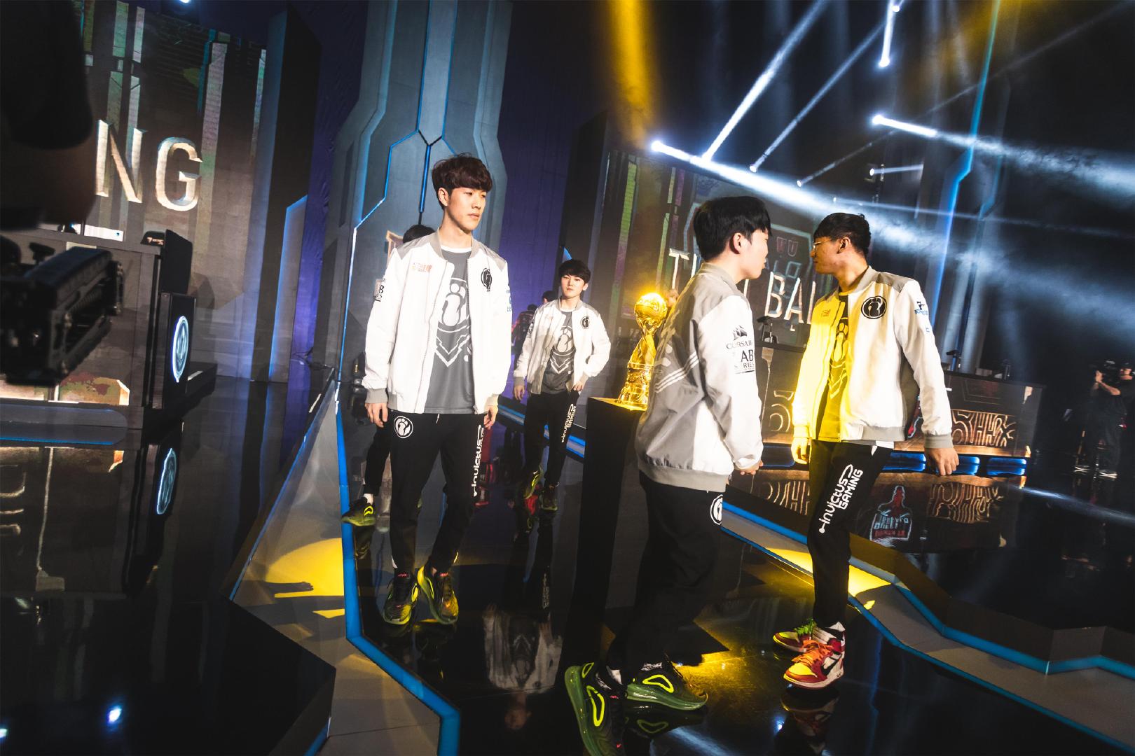 Scout ：我们一直在提升，但总是在比赛上发挥不出来